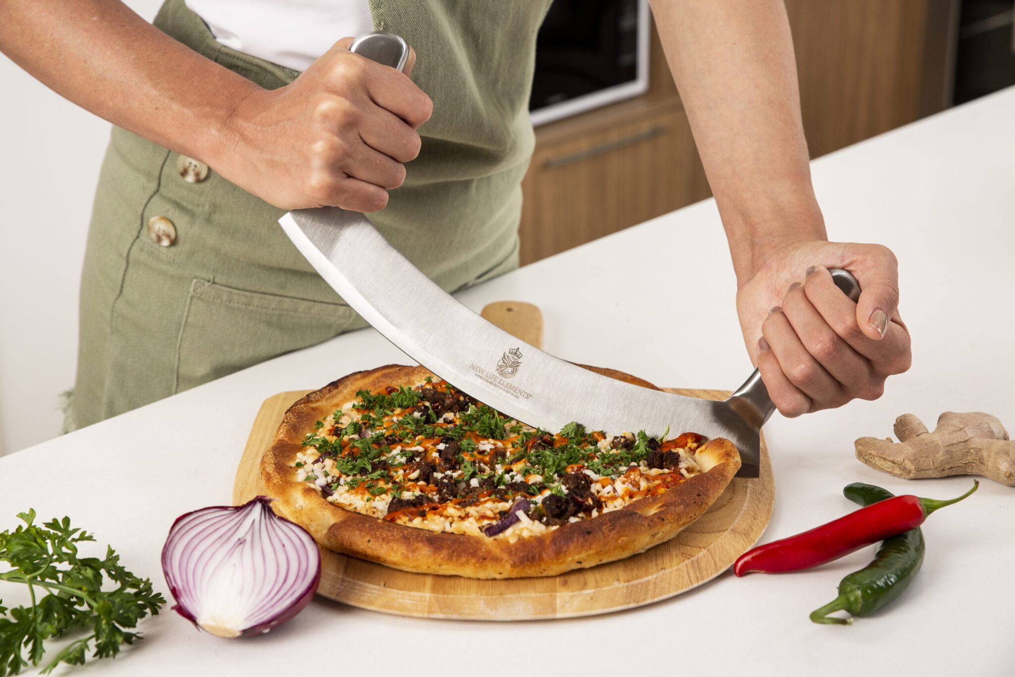 New Life Elements Best Online Mezzaluna Pizza Rocker Cutter